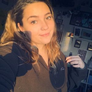 Meet your Posher, Charli